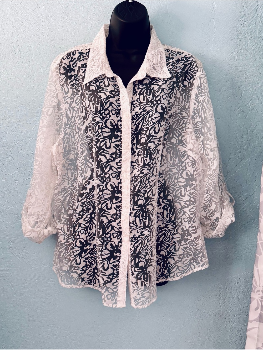 Erika White Floral Lace Button Front Blouse Size  XL